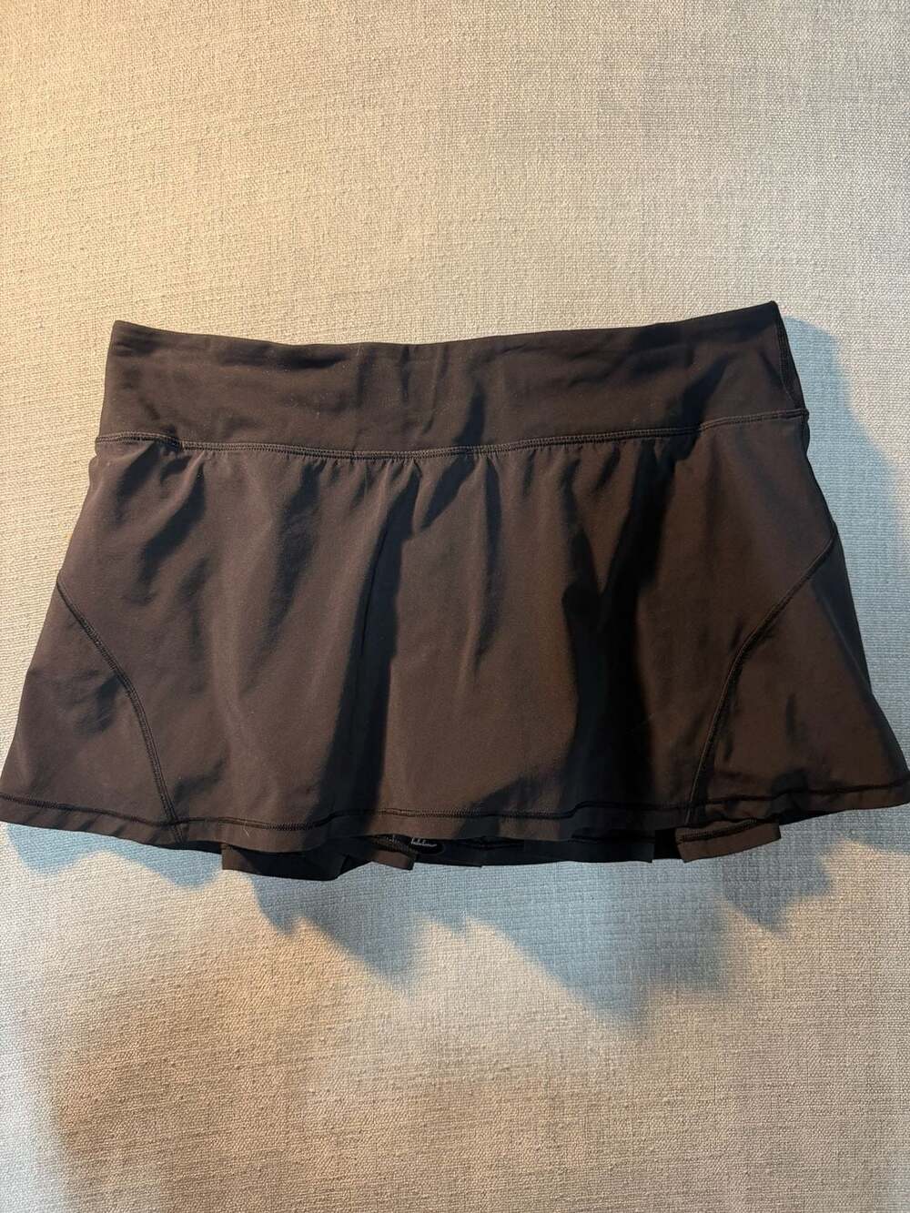 Lululemon Pace Rival Skirt Size 10 Black Pleated Athletic Skort